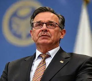 Robério prefeito de Eunápolis